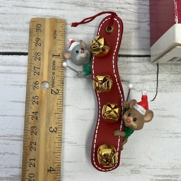 HALLMARK JUNGLE BELL BAND CHRISTMAS ORNAMENT VINTAGE 1994 - Picture 2 of 7